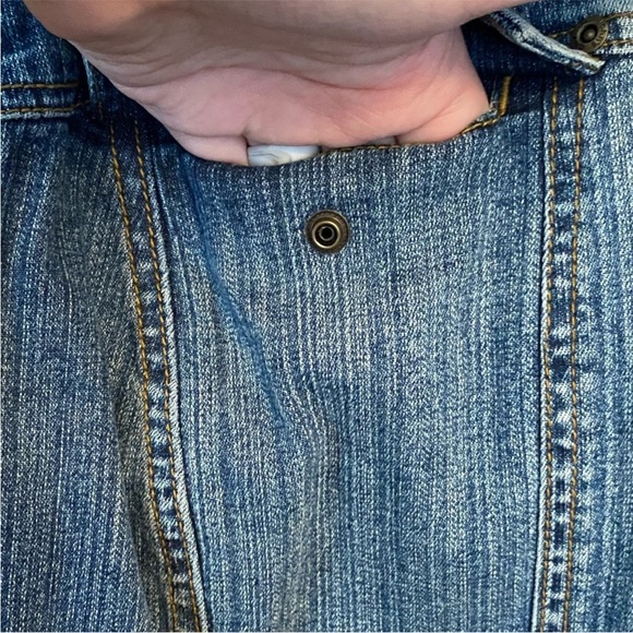 St. John’s Bay Denim Jacket 2X | Stretch Jean Jacket | Classic Blue | Like New - Picture 8 of 11